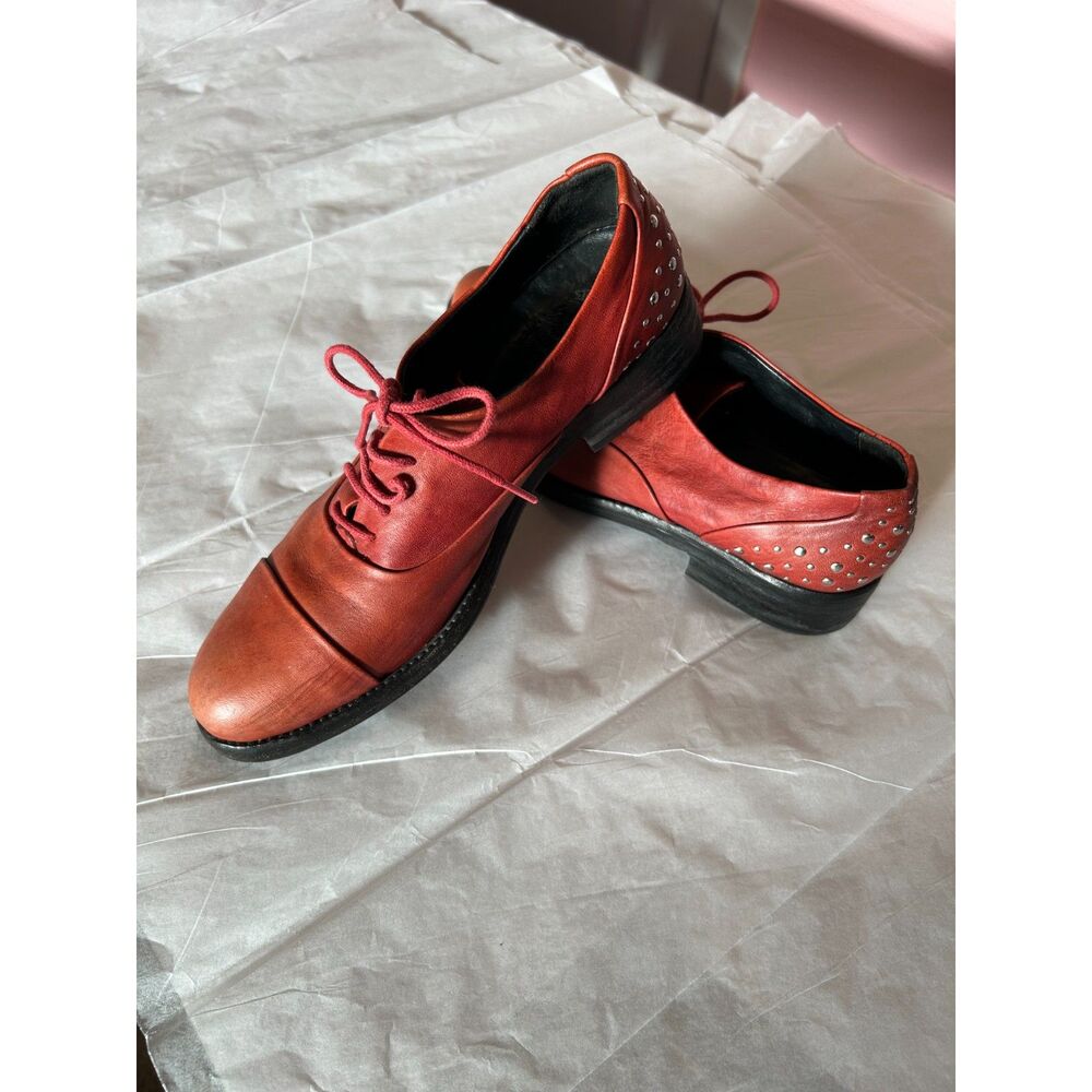 Catarina Martins Red Brn Size 7.5 (38) Gold Stud Dress Oxford Shoes Leather Wmn